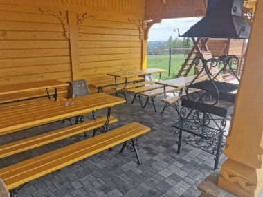 Puhkemaja ümbrus